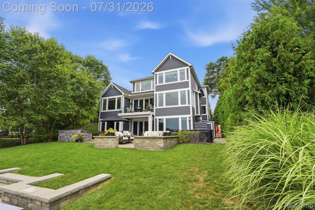 House in Brighton, Michigan, United States 1 - 18558897