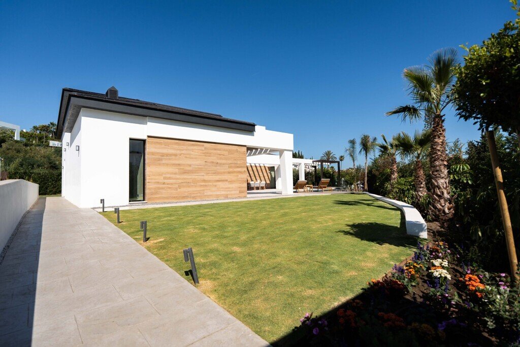 Villa in Marbella, Andalusia, Spain 3 - 15088333