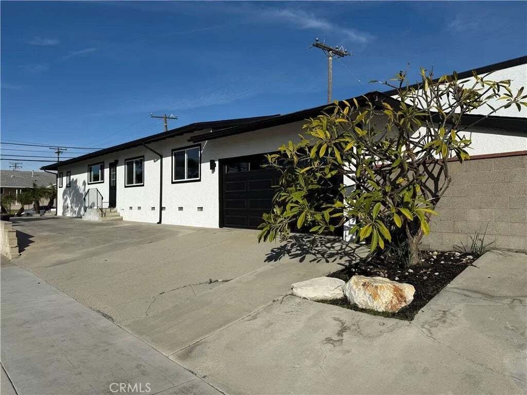 House in Signal Hill, California, United States 4 - 18565064