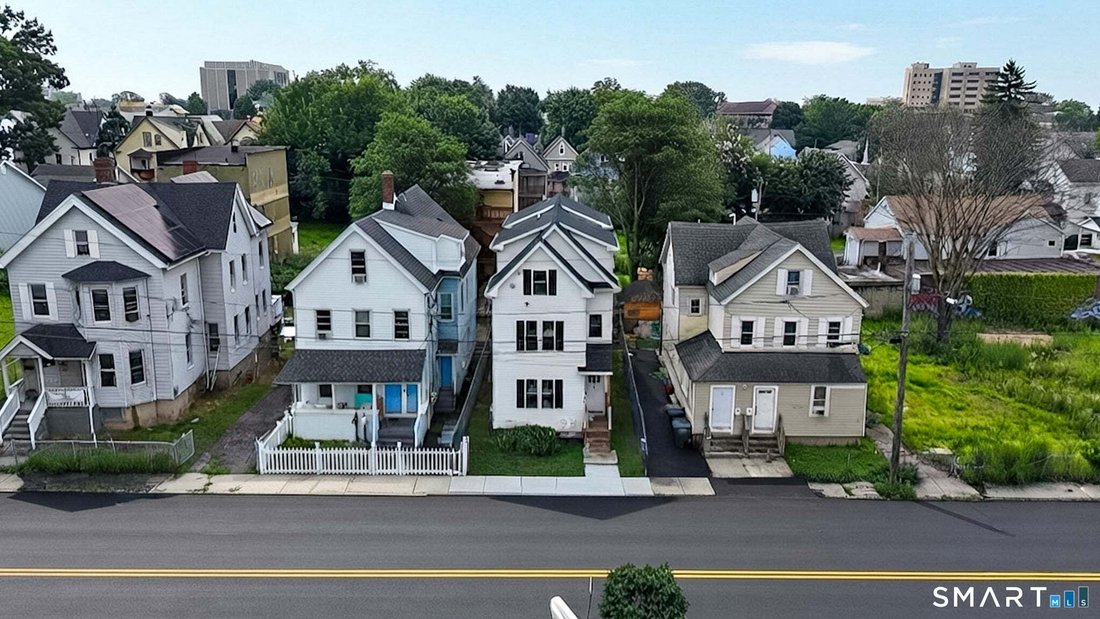 Apartment in Bridgeport, Connecticut, United States 2 - 18377691