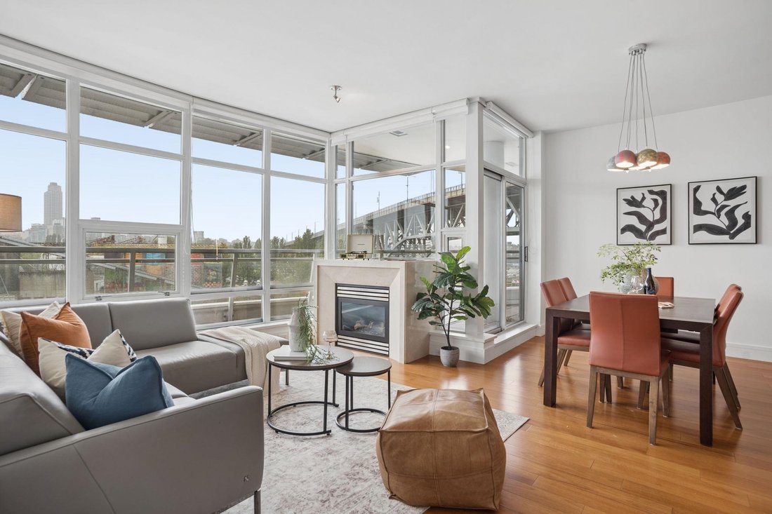 House in Vancouver, British Columbia, Canada 1 - 18564238