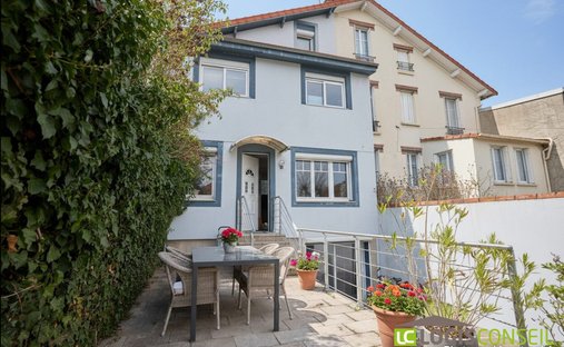 House in Aulnay, Châtenay-Malabry, France 1