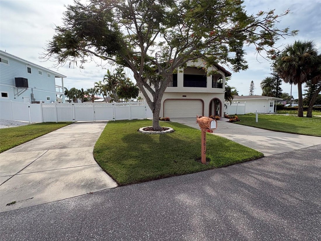 House in Madeira Beach, Florida, United States 2 - 18561706