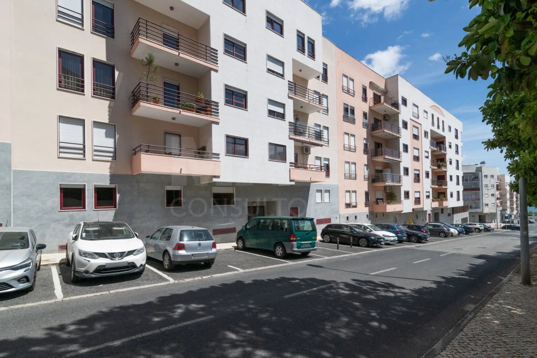 Apartment in Alges, Lisbon, Portugal 2 - 18558504