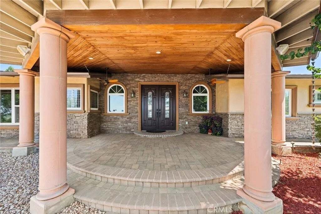House in Jurupa Valley, California, United States 3 - 18562327