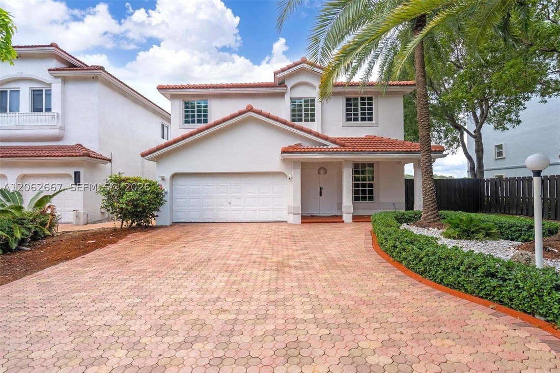 House in Doral, Florida, United States 1 - 18561964