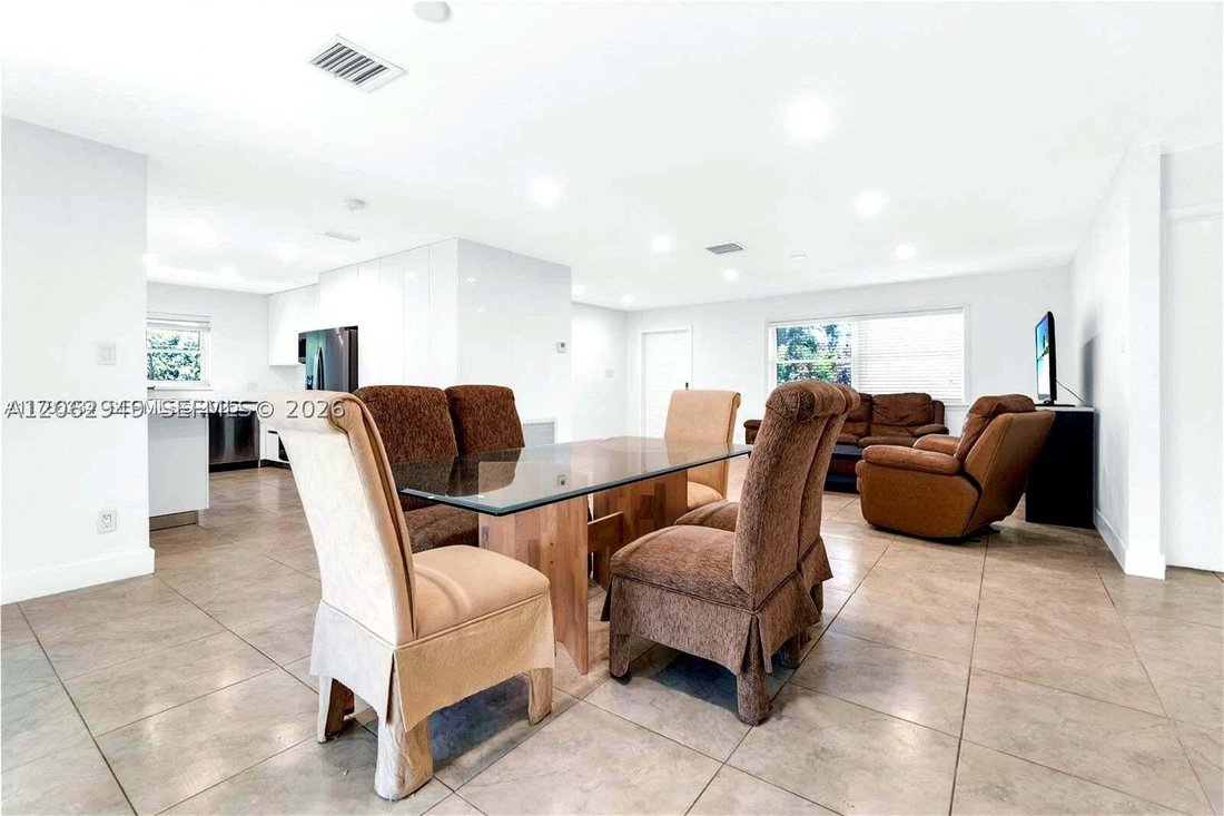 House in Hallandale Beach, Florida, United States 4 - 18558237