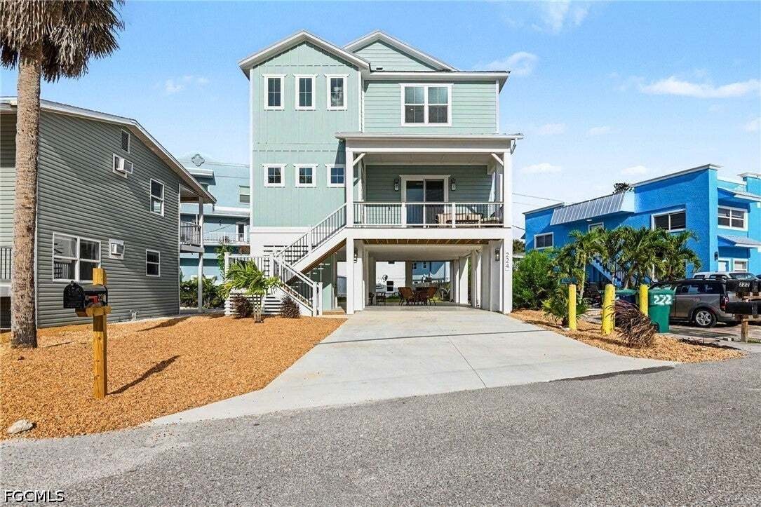 House in Fort Myers Beach, Florida, United States 1 - 18561072