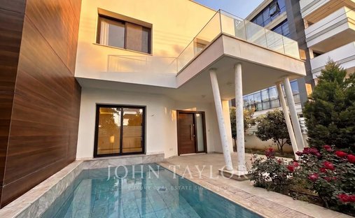Villa in Agios Athanasios, Limassol, Cyprus 1