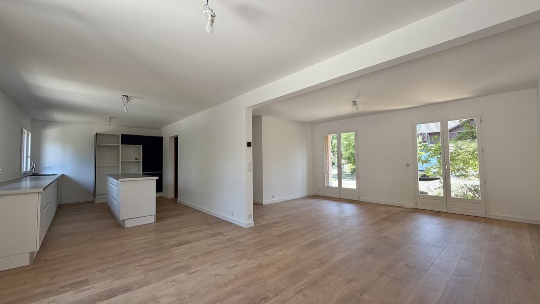 Villa in Quintal, Auvergne-Rhône-Alpes, France 4 - 18564313