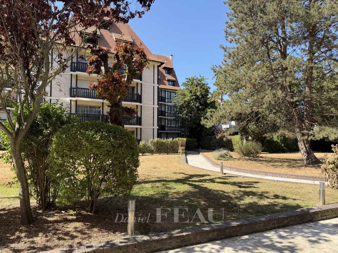 Apartment in Deauville, Normandy, France 1 - 18560077