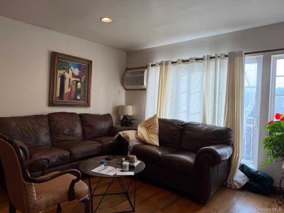 House in New York, New York, United States 2 - 18561268