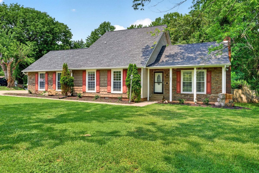 House in Clarksville, Tennessee, United States 1 - 18558477