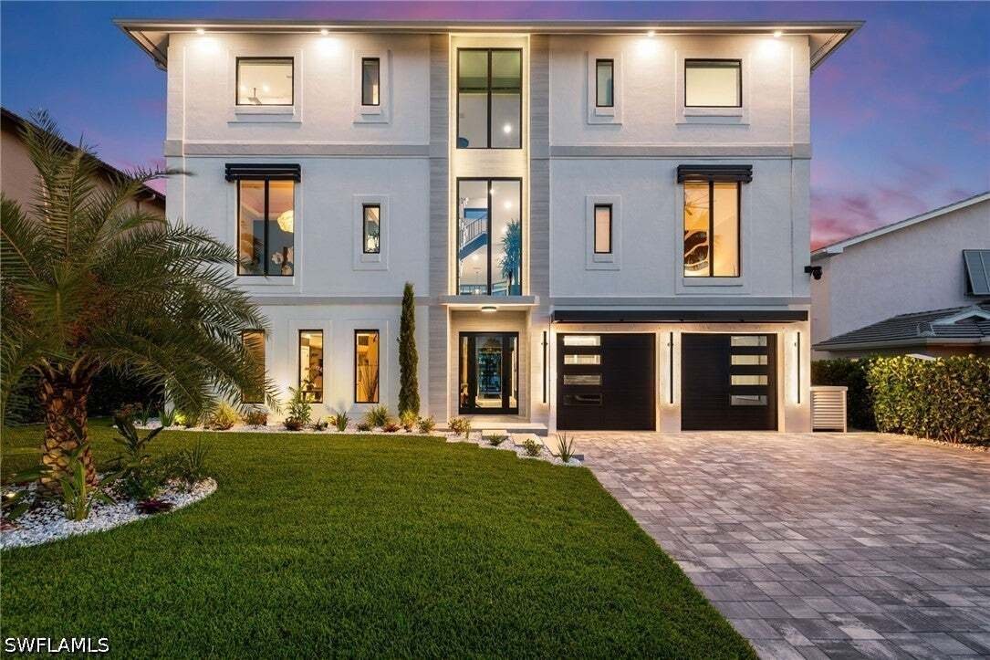 House in Naples, Florida, United States 4 - 18558345