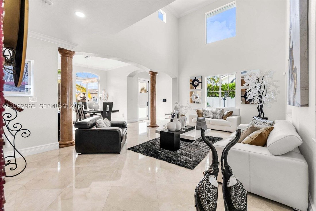 House in Miami, Florida, United States 4 - 18558238