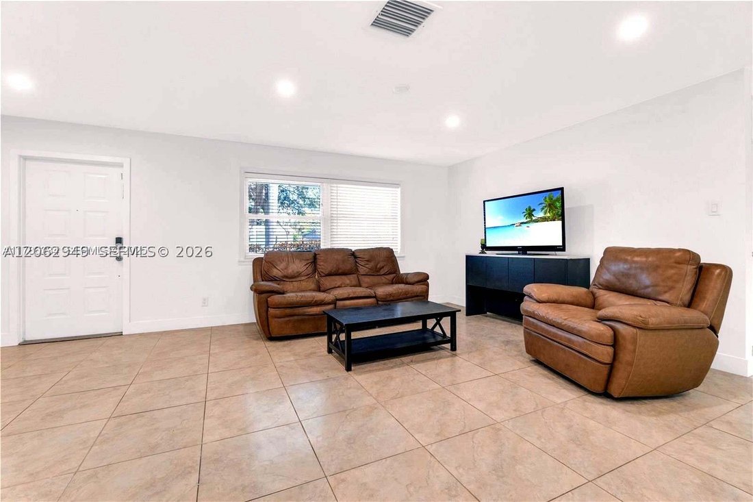 House in Hallandale Beach, Florida, United States 5 - 18558237