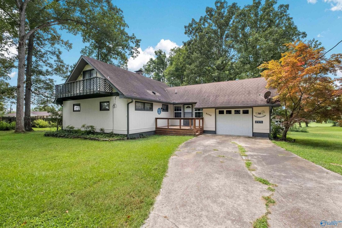 House in Cedar Bluff, Alabama, United States 1 - 18321818