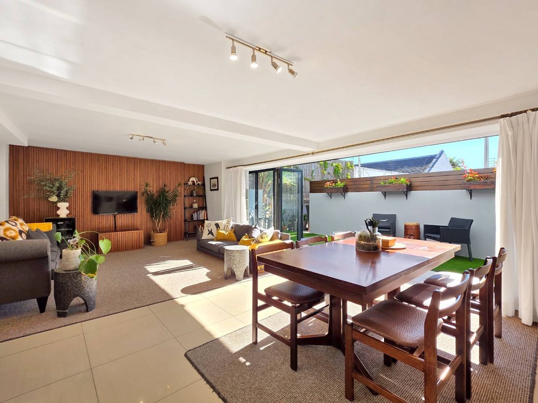 Apartment in City Centre, Cape Town, South Africa 3 - 18558550