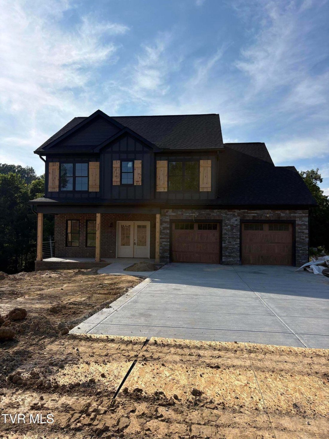 House in Elizabethton, Tennessee, United States 5 - 18321401