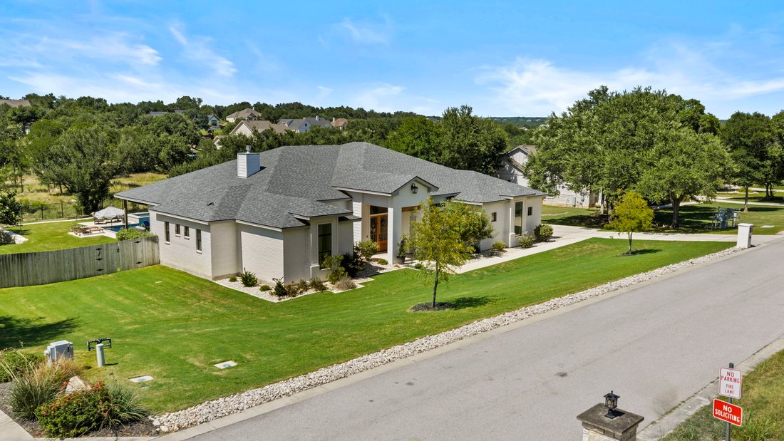 House in Liberty Hill, Texas, United States 3 - 18562671