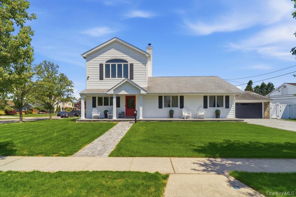 House in Bethpage, New York, United States 2 - 18564776
