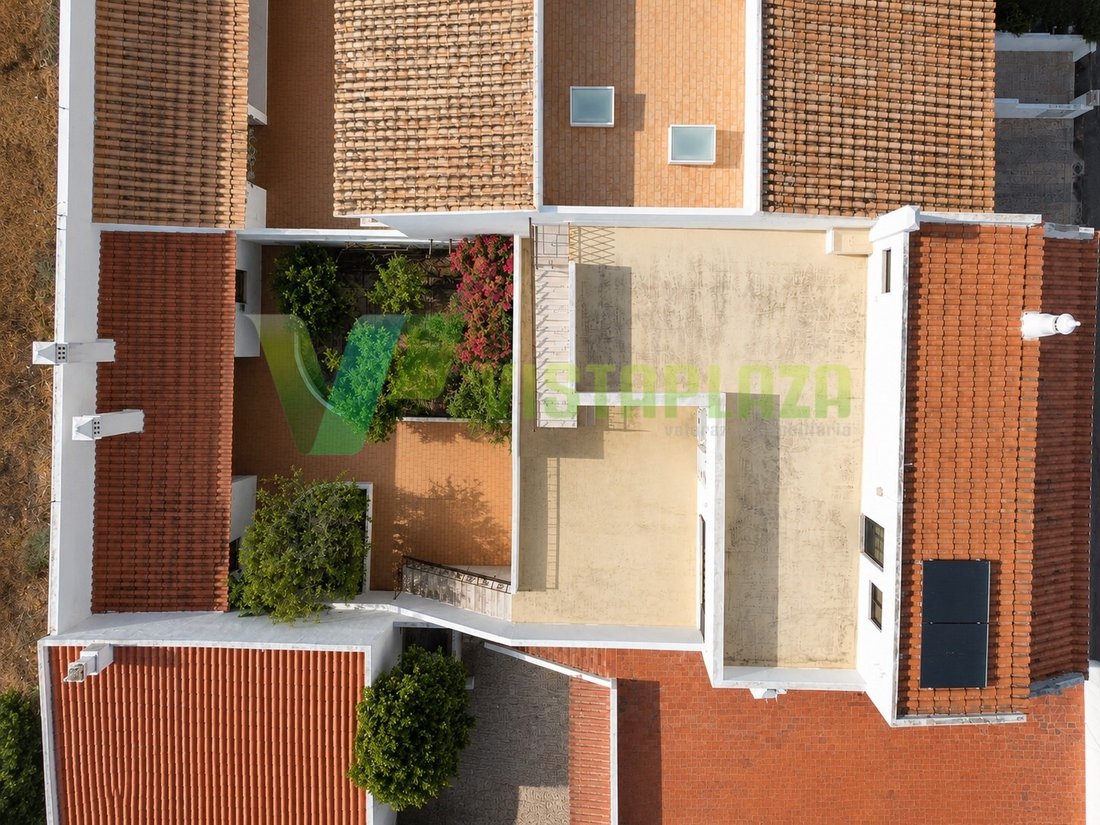 House in Portimao, Algarve, Portugal 3 - 18566179