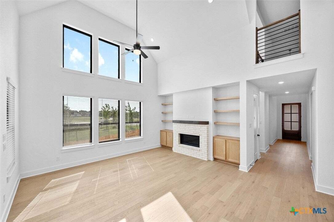 House in Leander, Texas, United States 5 - 18291975