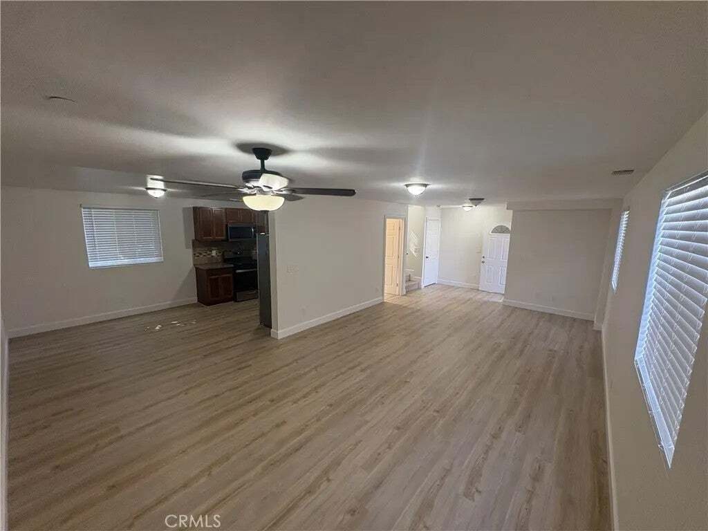 Los Angeles, California, United States 3 - 18565150