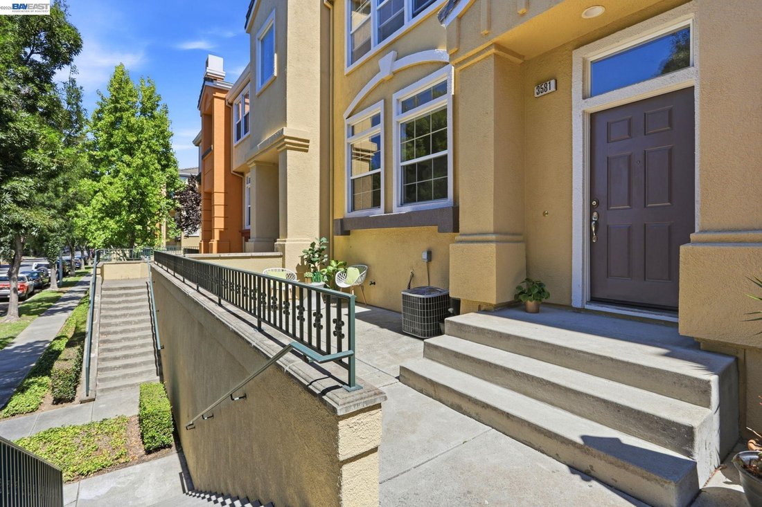 Townhouse in Newark, California, United States 3 - 18558589