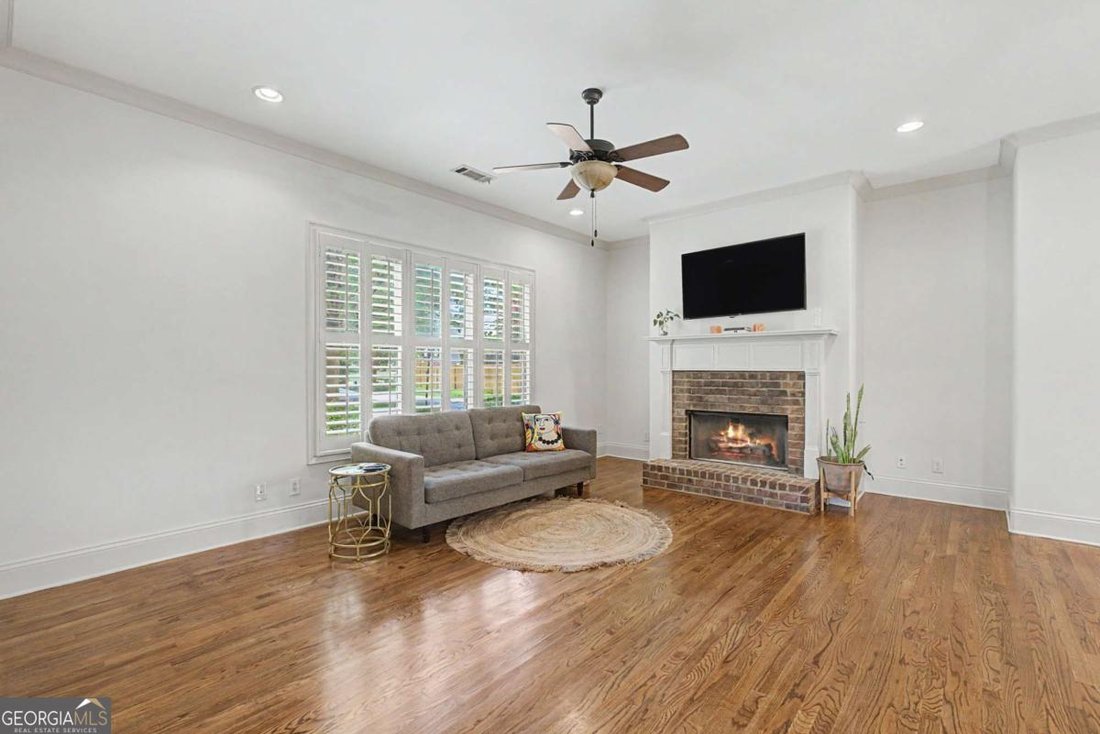 House in College Park, Georgia, United States 4 - 18561914
