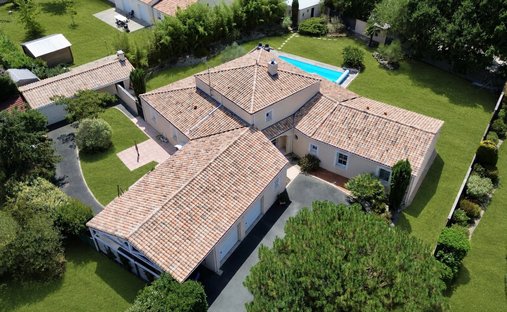 House in La Roche-sur-Yon, Pays de la Loire, France 1