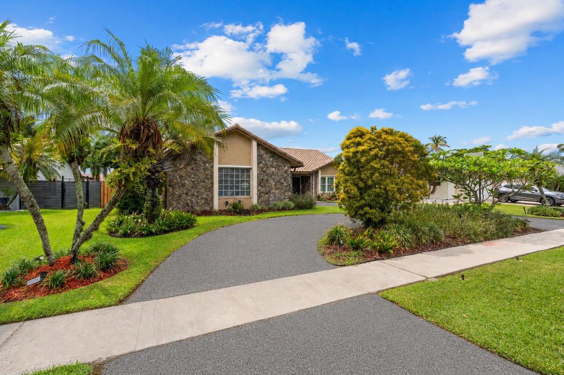 House in Plantation, Florida, United States 3 - 18561601