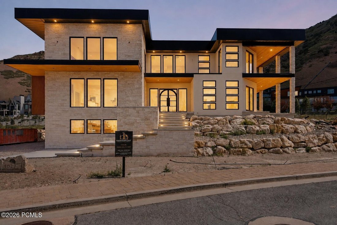 House in Cottonwood Heights, Utah, United States 1 - 18012537