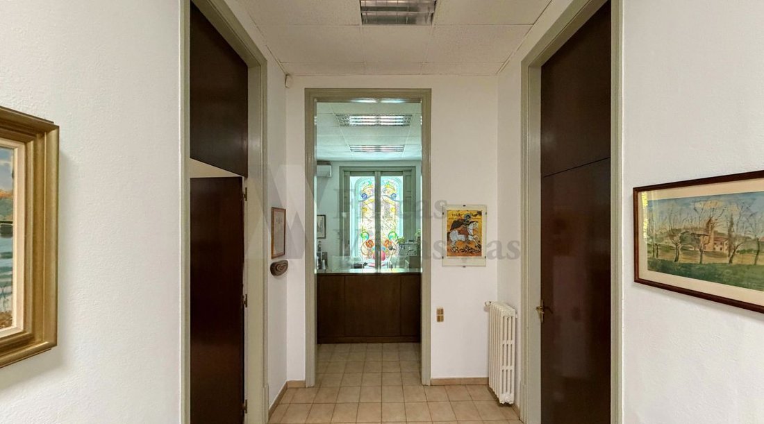 Apartment in Eixample, Barcelona, Spain 5 - 18558479