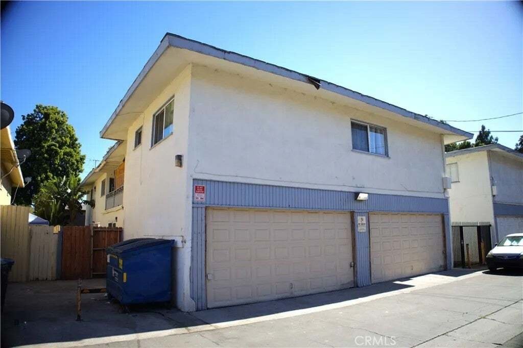 Orange, California, United States 4 - 18562497