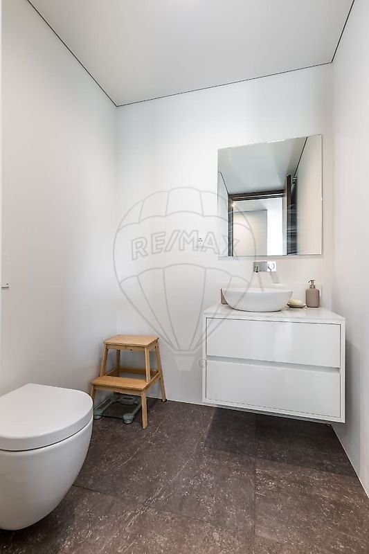 Apartment in Custoias, Leca do Balio e Guifoes, Porto District, Portugal 4 - 18559561