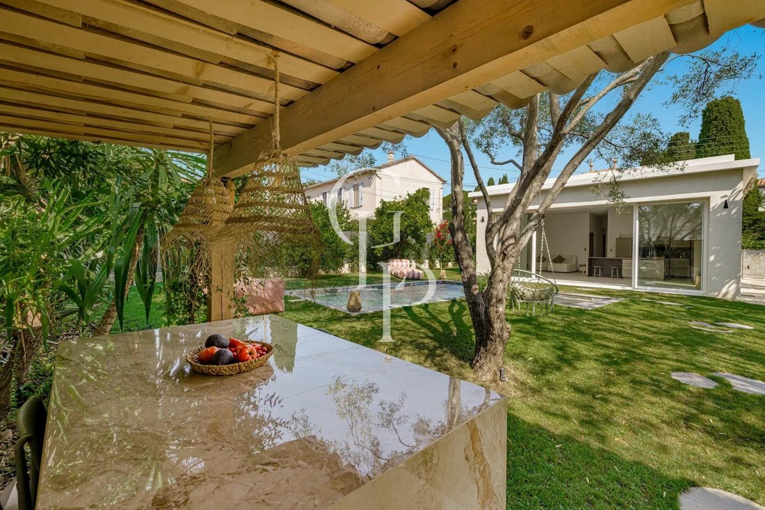 Villa in Le Cros de Cagnes, Cagnes-sur-Mer, France 3 - 18559813