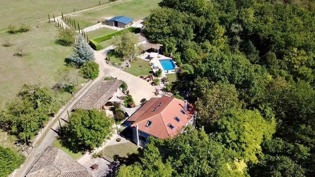 Estate in Roquecor, Occitania, France 1 - 16558137