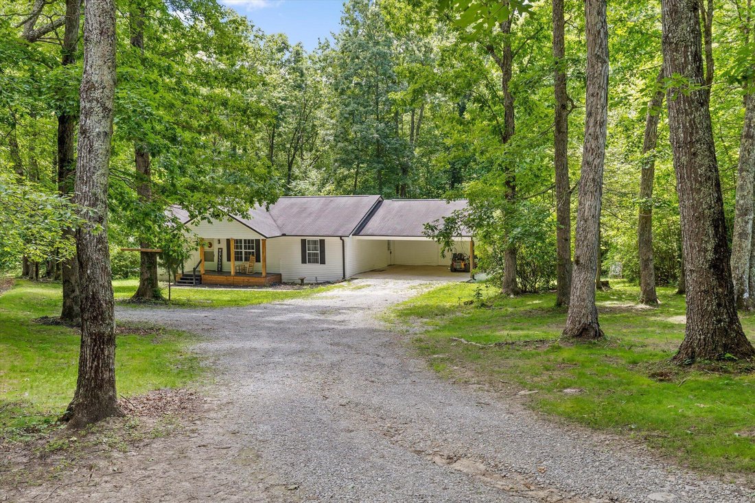 Signal Mountain, Tennessee, United States 2 - 18558053