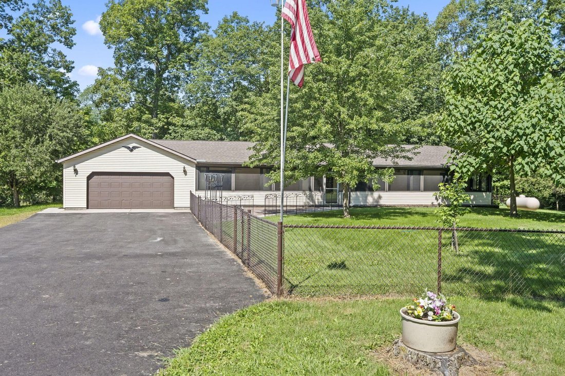 House in Marysville, Ohio, United States 1 - 18561477