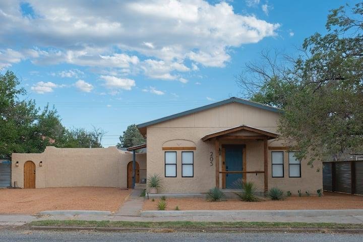 House in Marfa, Texas, United States 1 - 18561243