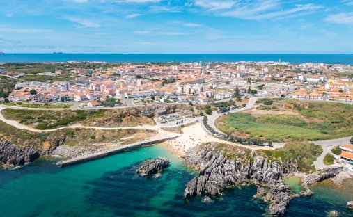 Villa in Peniche, Leiria District, Portugal 1