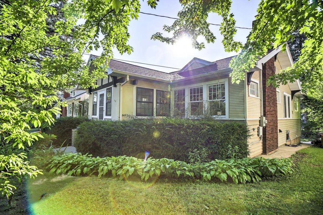 House in Fitchburg, Wisconsin, United States 3 - 18560935