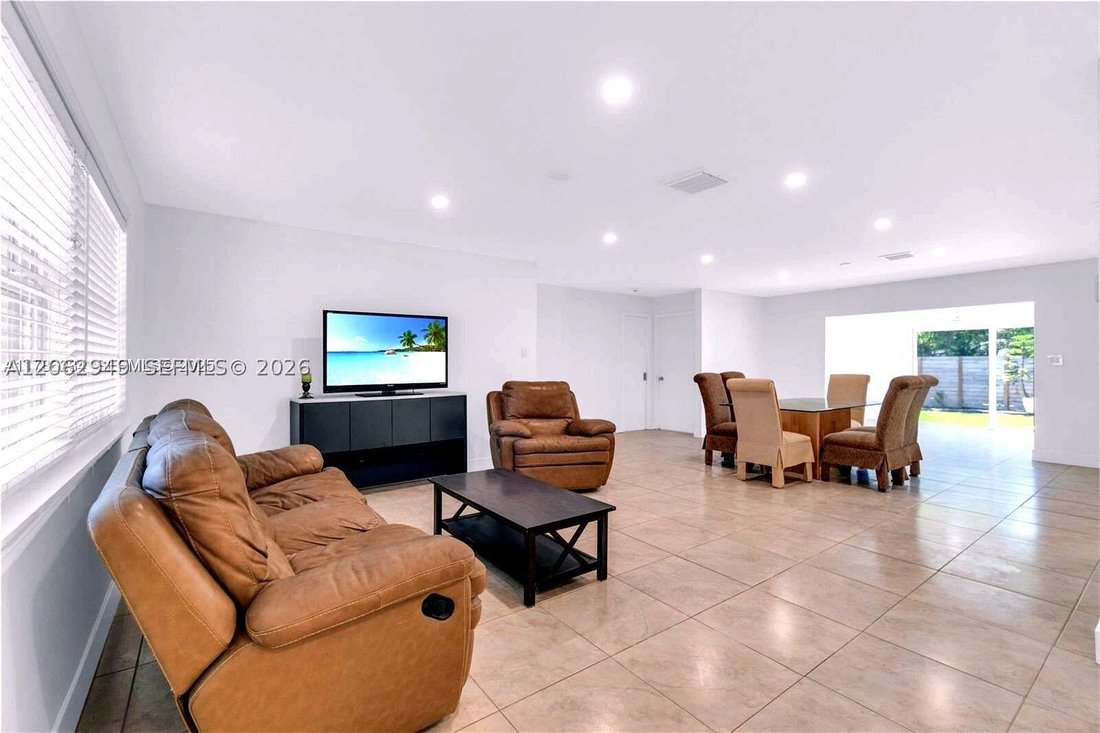 House in Hallandale Beach, Florida, United States 3 - 18558237