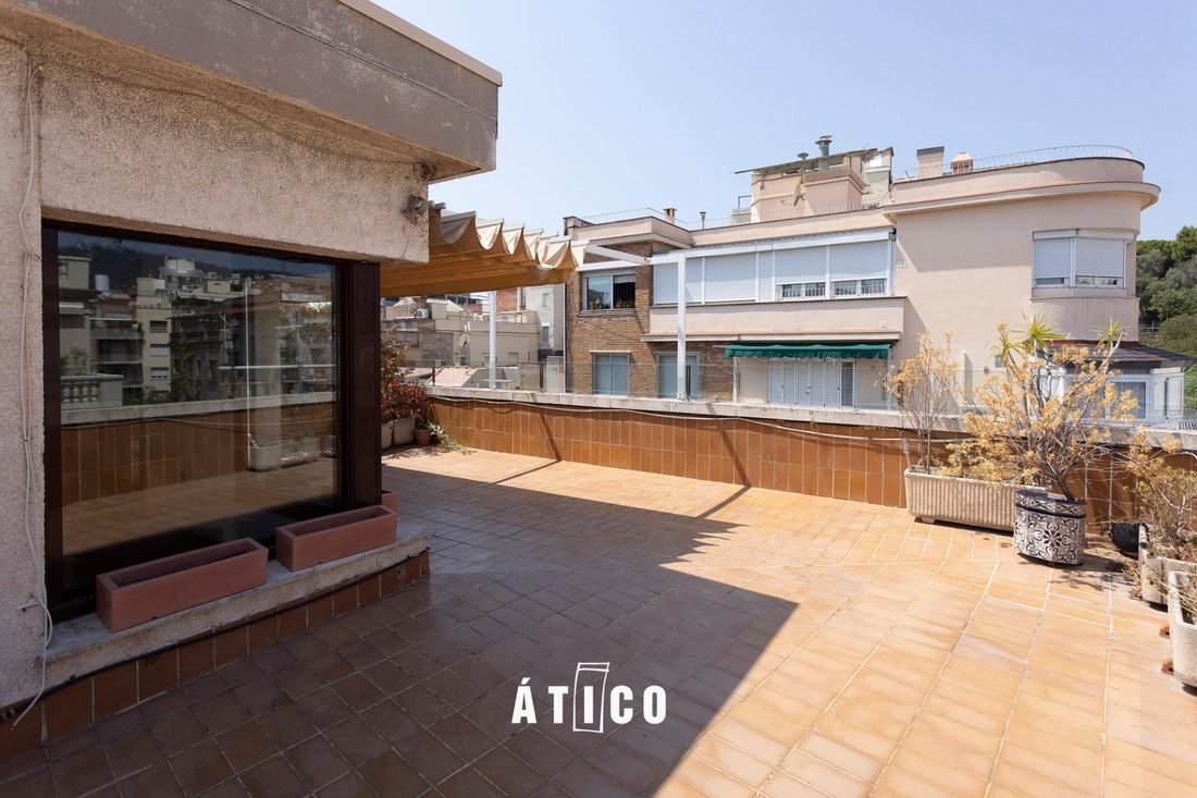 Penthouse in Sarrià-Sant Gervasi, Barcelona, Spain 3 - 18563117