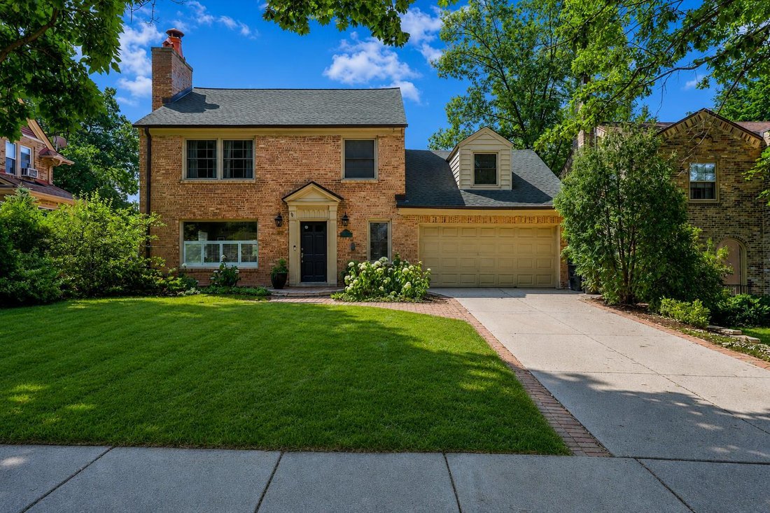 House in Wauwatosa, Wisconsin, United States 1 - 18565312