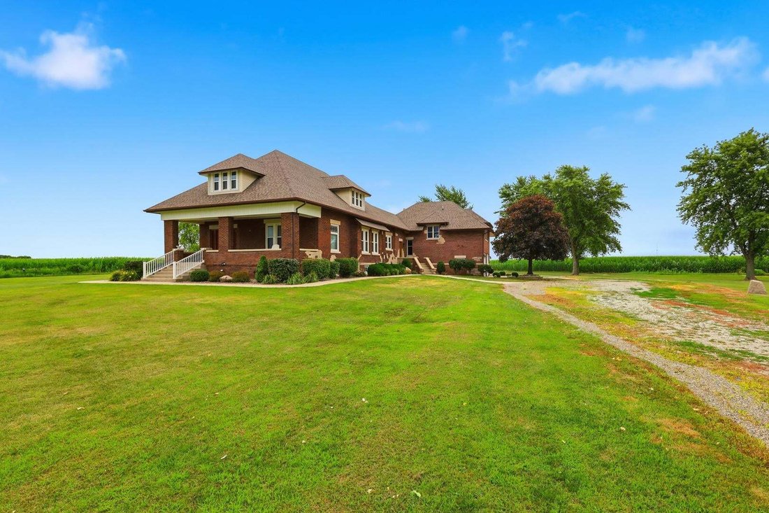 House in Ashkum, Illinois, United States 2 - 18558972