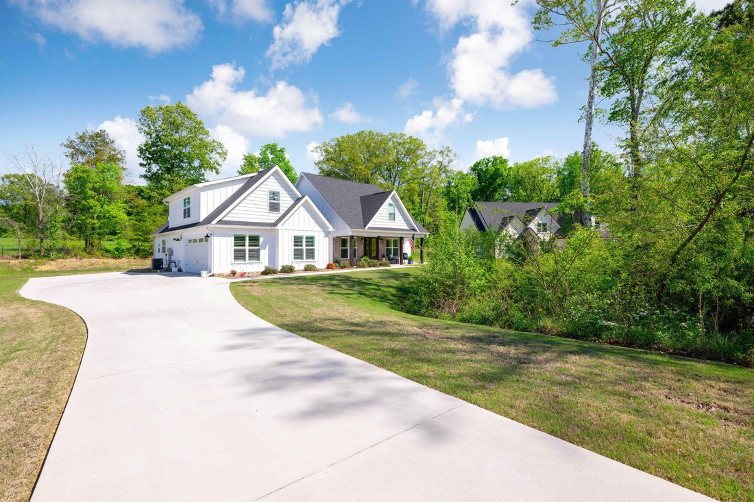 House in Dalton, Georgia, United States 2 - 17706063