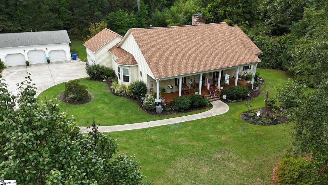 House in Gray Court, South Carolina, United States 2 - 18561067