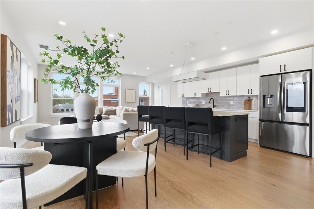House in Medford, Massachusetts, United States 5 - 18562932